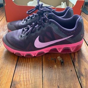 Women's Nike Airmax Tailwind size 7.5 Running Shoes